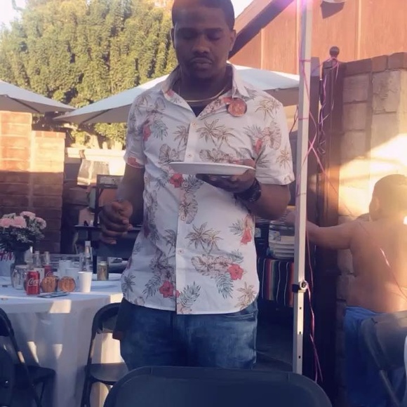 Meet your Posher, Mika - Picture 1 of 1